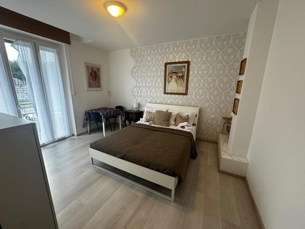 Double Room with Private Bathroom - Balcony